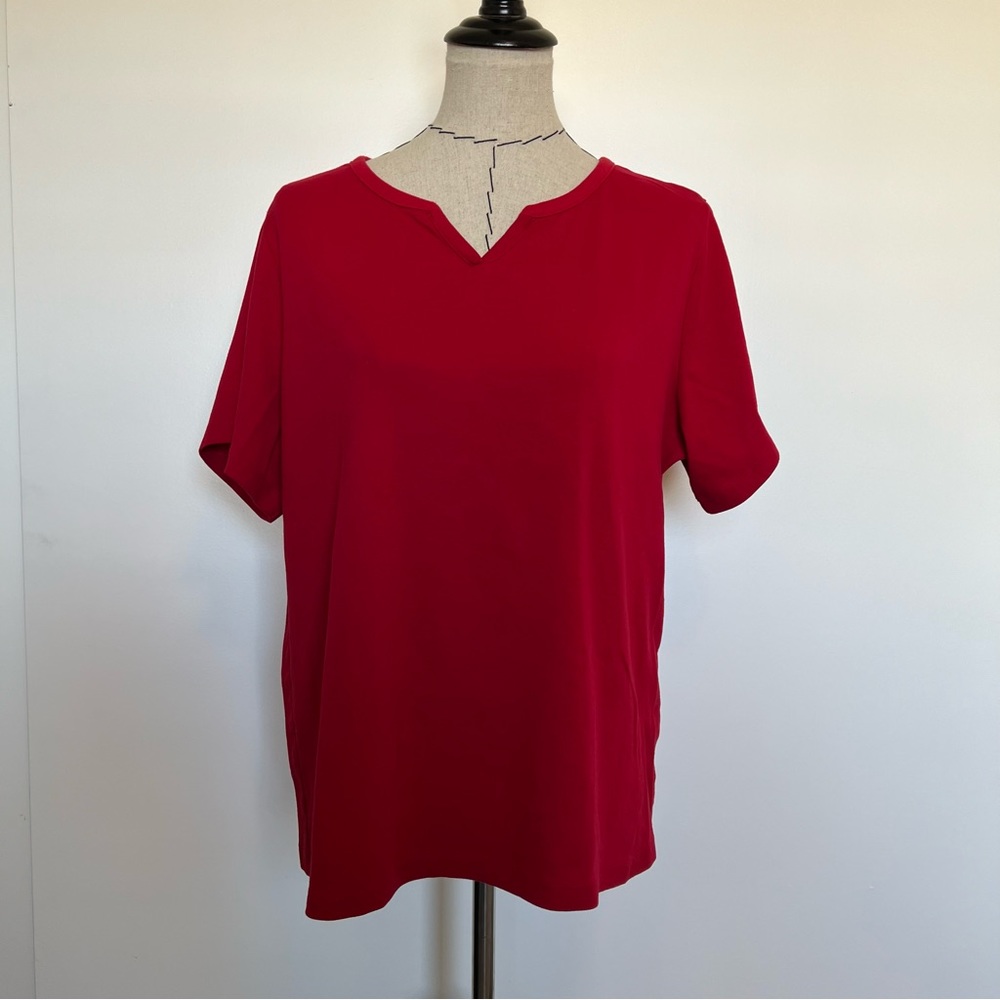 Karen Scott red short sleeve T-shirt V-neck